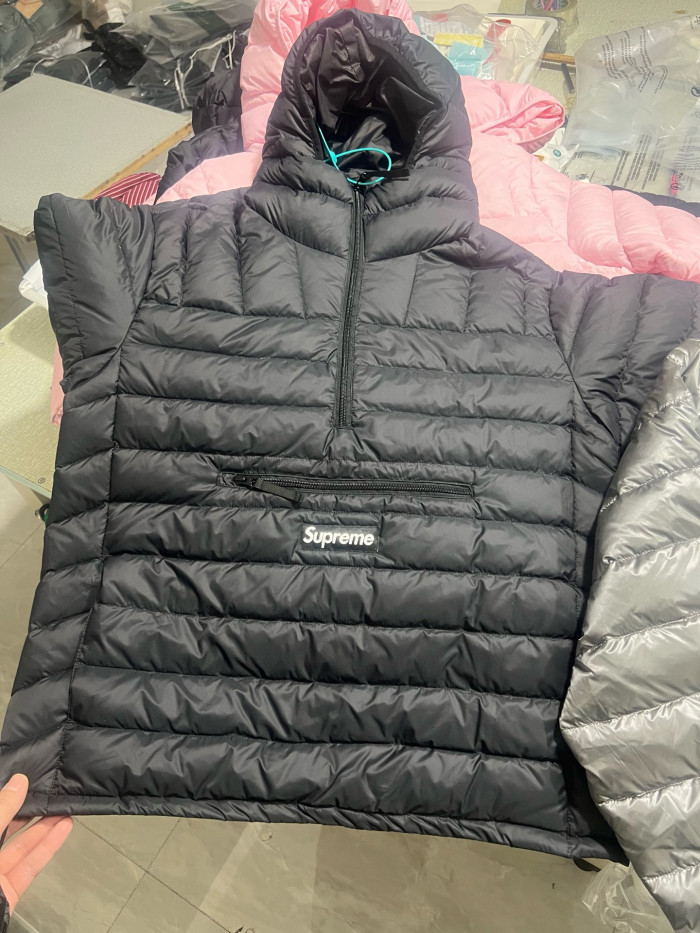 SUPREME 25FW WEEK6 Micro Down half zip hooded pullover FZWY1951