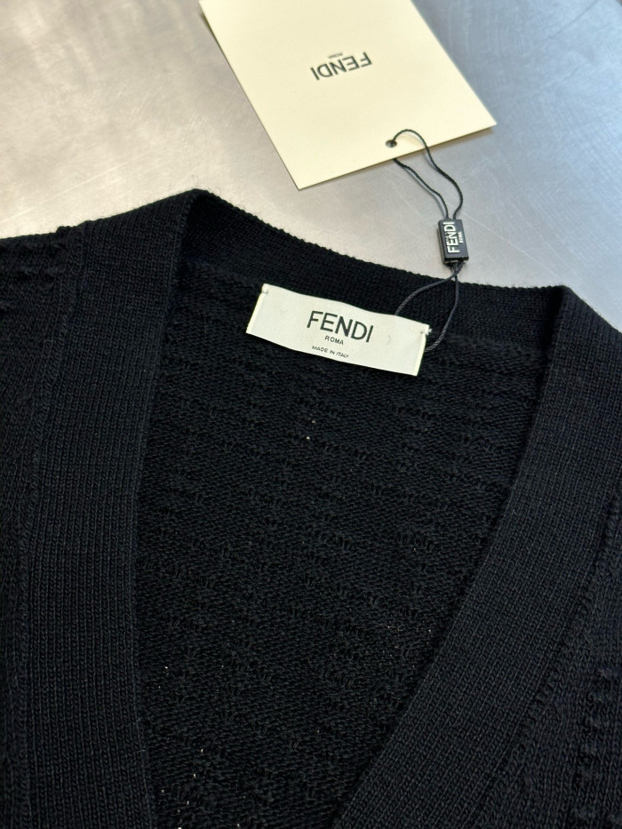 Fendi Wool Cardigan FZMY759