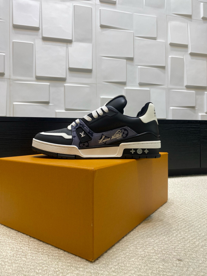 LV Monogram TRAINER Shoes FZXZ260