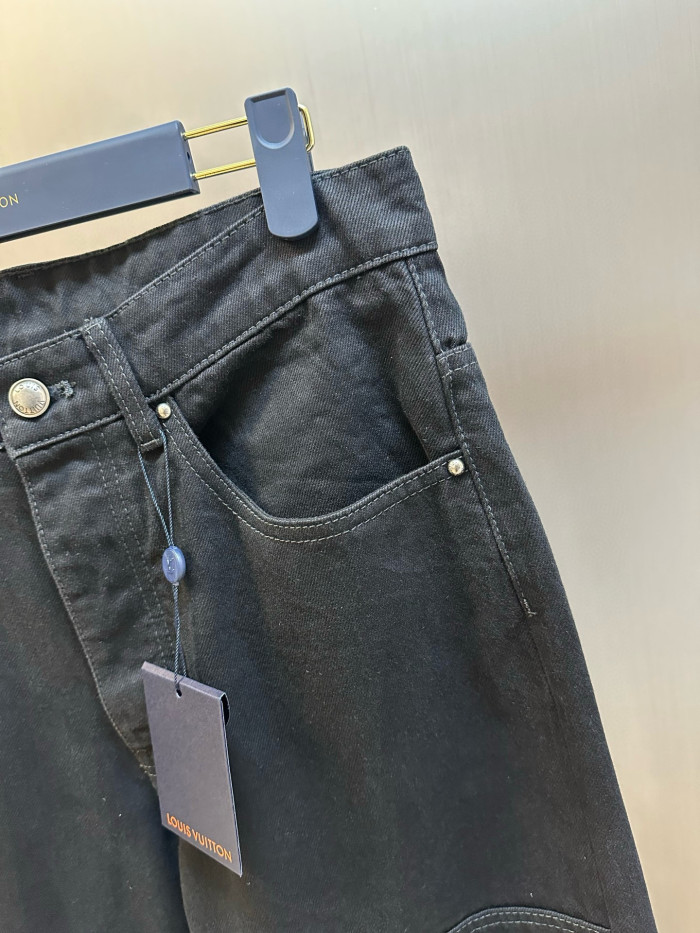 LV Monogram DESTROY Jeans FZKZ1684