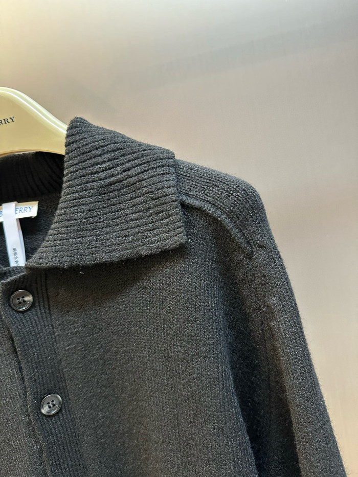 Burberry Cashmere Cardigan FZMY769