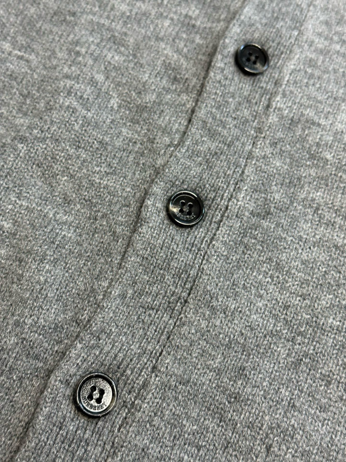 Burberry Cashmere Cardigan FZMY769