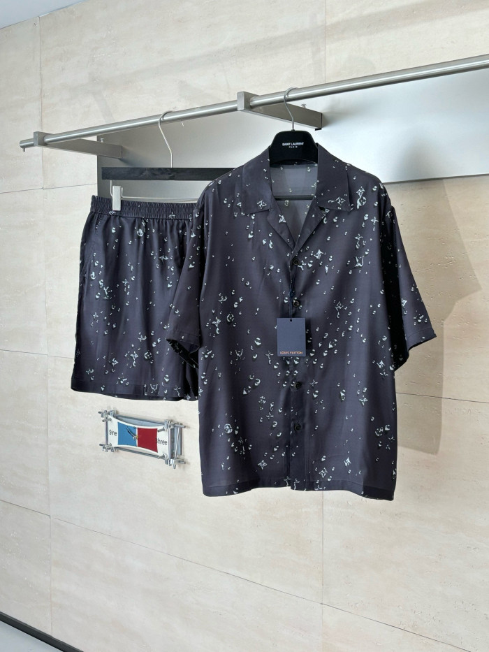 LV Monogram Waterdrops Shirts FZCS564