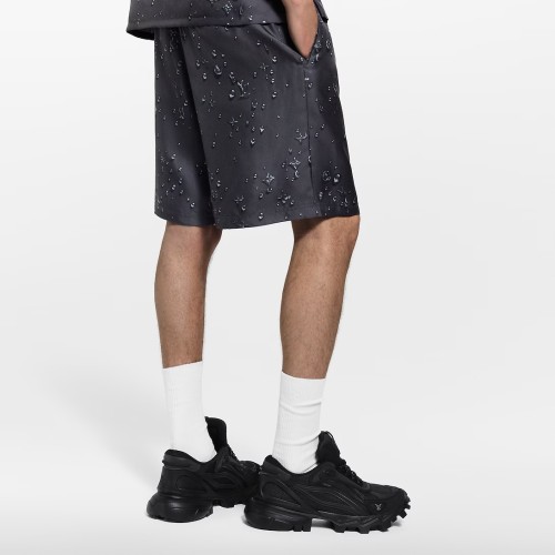 LV Monogram Waterdrops Shorts FZKZ1695