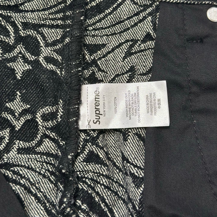SUPREME SS25 BANDANA JACQUARD BAGGY JEAN FZKZ1699