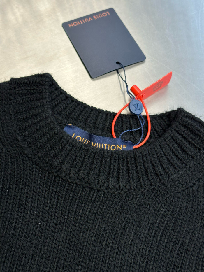 LV Monogram Sweater FZMY771