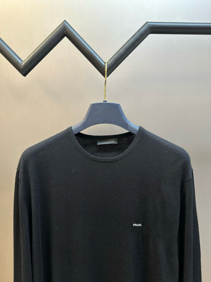 Prada Sweater FZMY782
