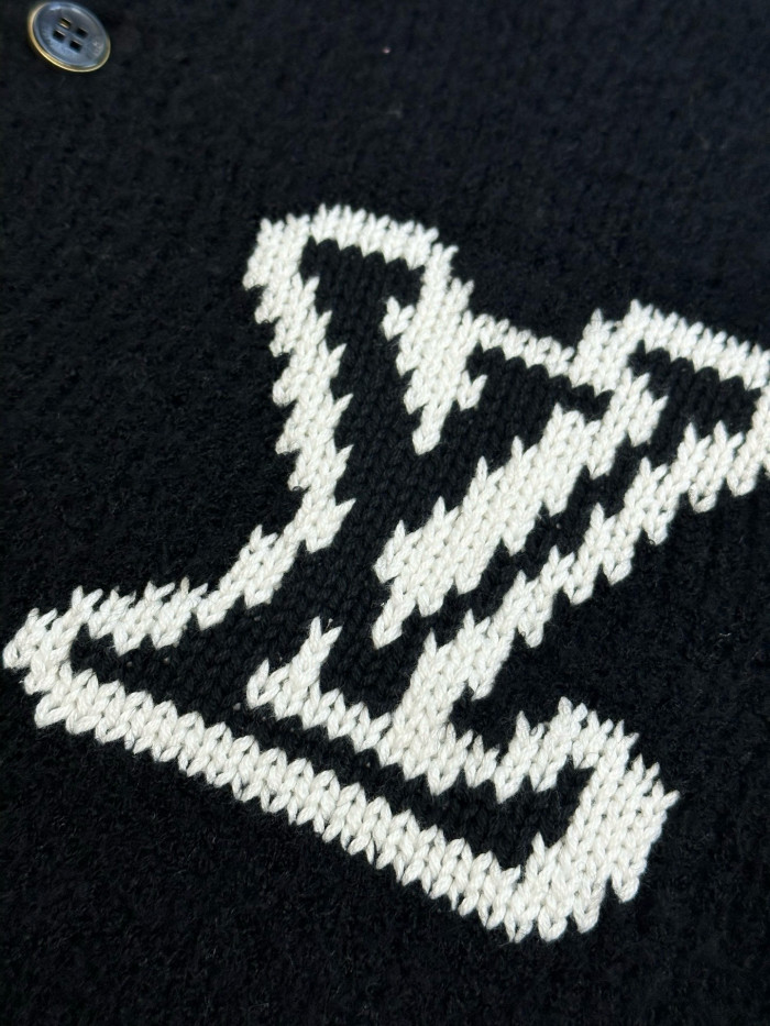 LV Cardigan FZMY720
