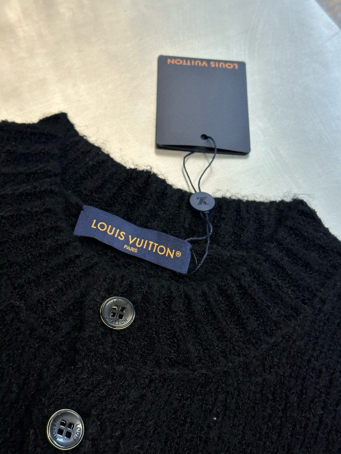 LV Cardigan FZMY720