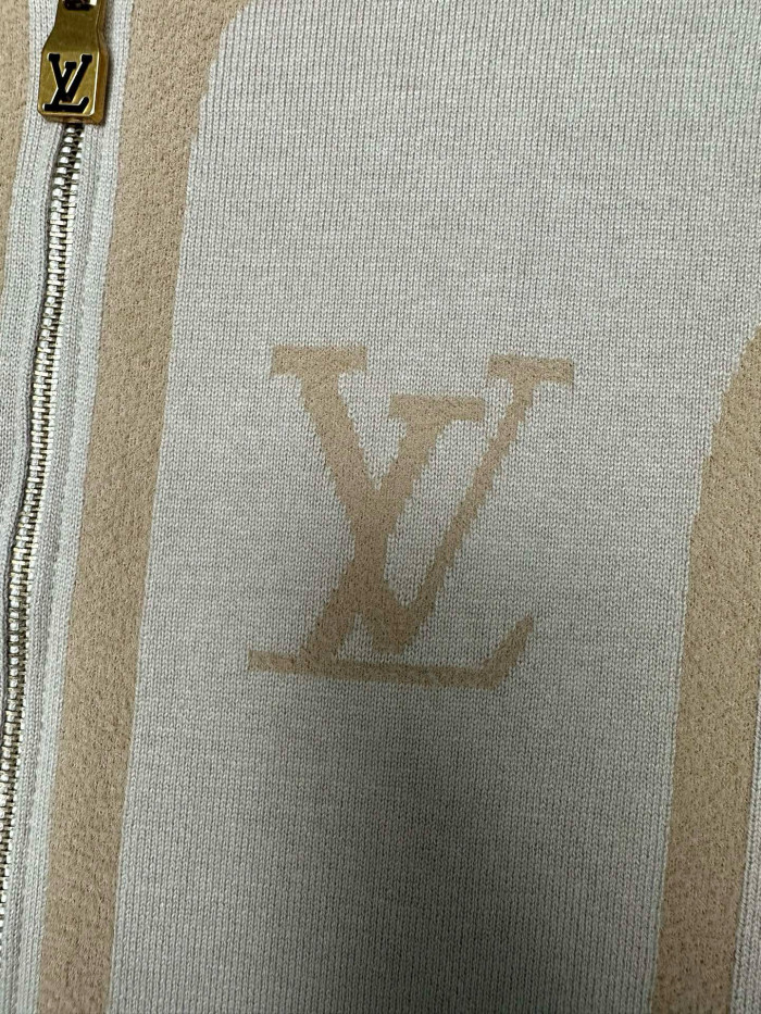 LV Zip Cardigan FZMY786