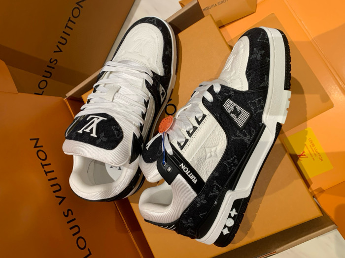 LV Monogram TRAINER Shoes FZXZ267