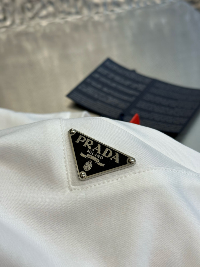 Prada Tee FZTX4556