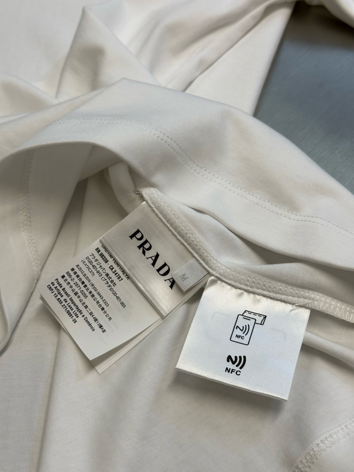 Prada Tee FZTX4556