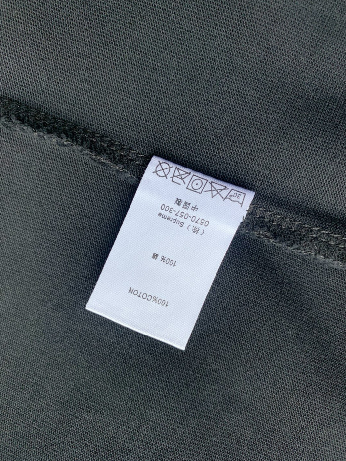 Supreme 3M Reflective LS Top Tee FZTX5538