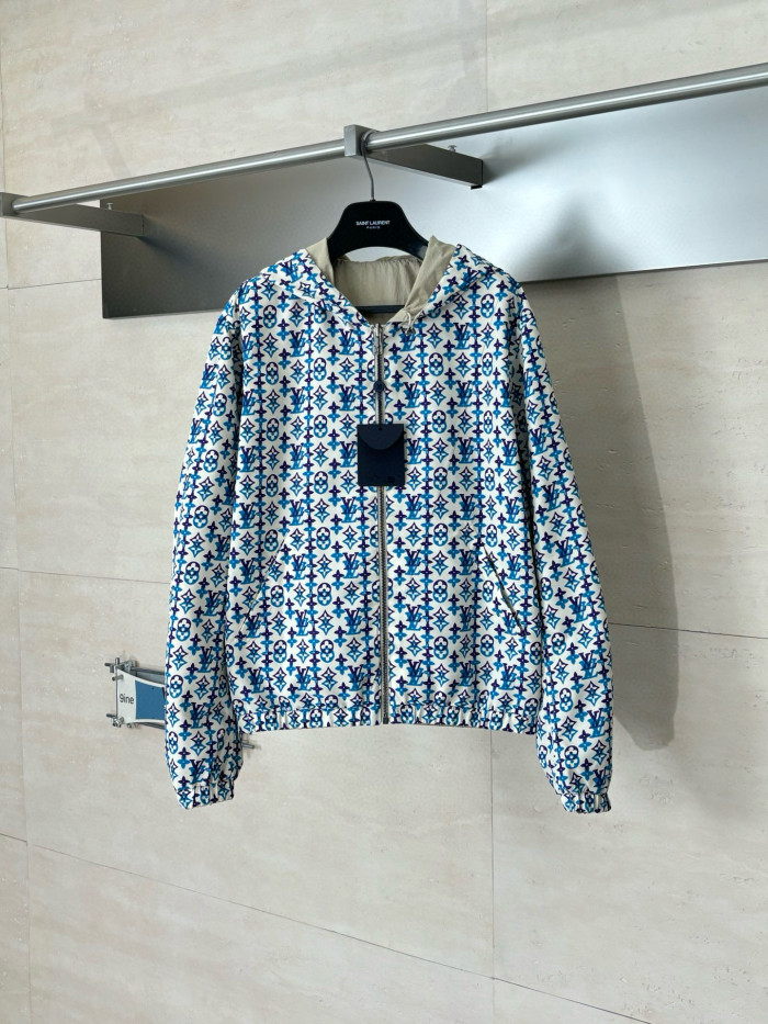 LV Monogram Overlap reversible Jacket FZJK2409
