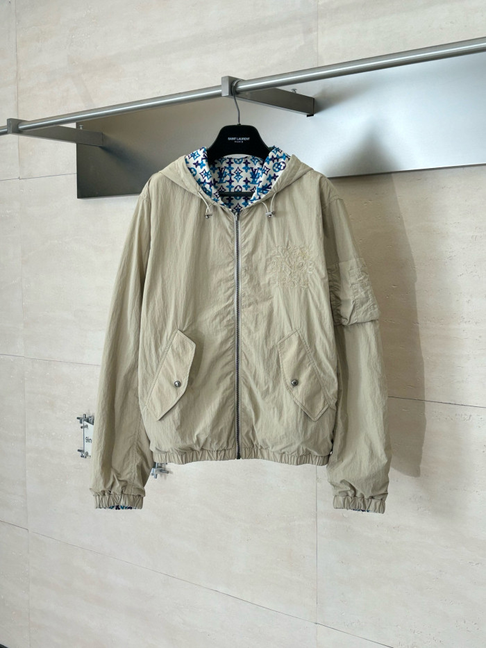 LV Monogram Overlap reversible Jacket FZJK2409