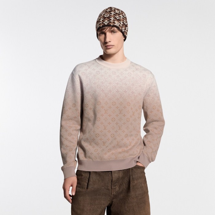 LV MONOGRAM Sweater FZMY804