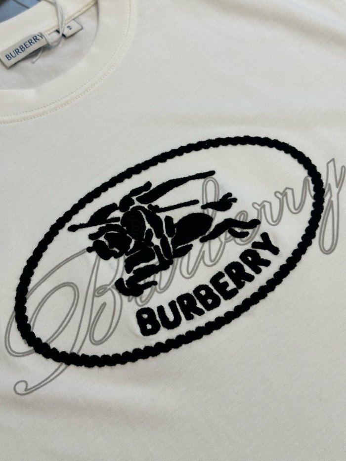 Burberry Knight Stamp Cotton T-shirt FZTX5557