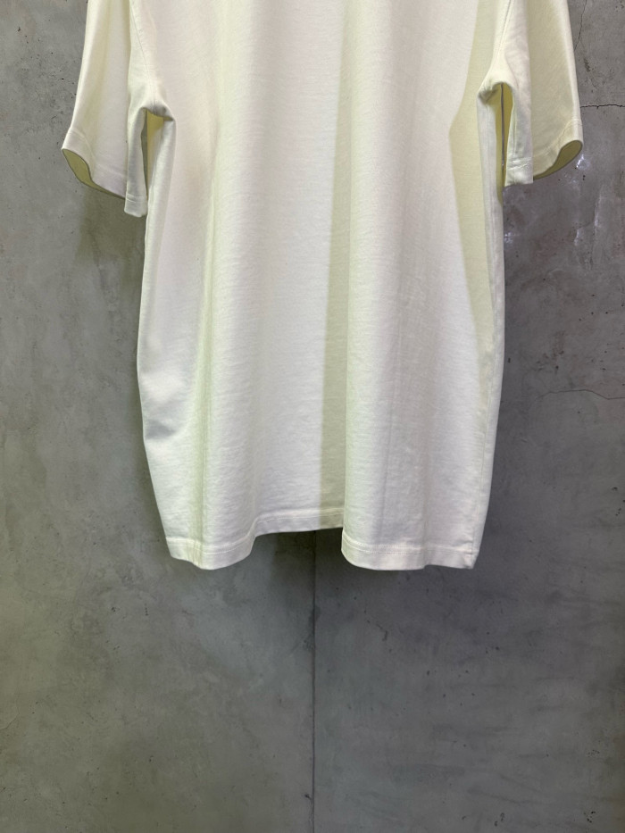 Burberry Logo Cotton T-shirt FZTX5566