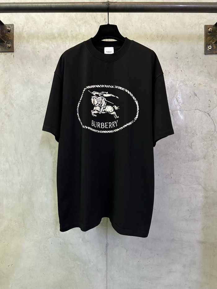 Burberry Knight Stamp Cotton T-shirt FZTX5574