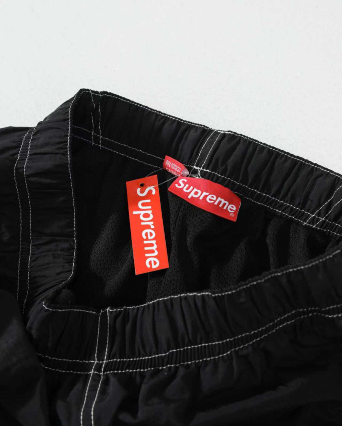 Supreme 25 SPELLOUT EMBROIDERED TRACK PANT FZKZ1723