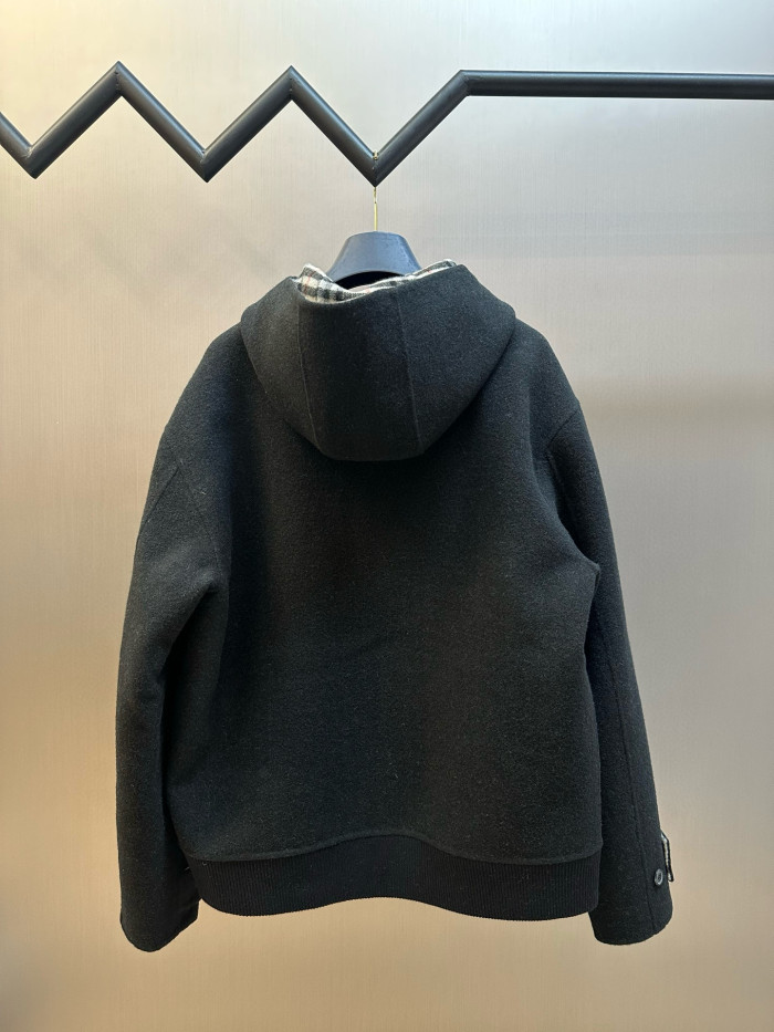 Burberry Reversible Wool Hooded Jacket FZJK2423