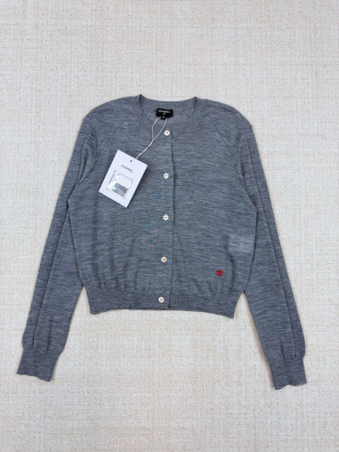 Chanel Cardigan FZMY813