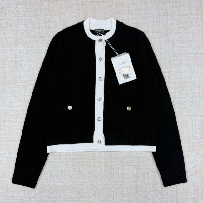 Chanel Cardigan FZMY812