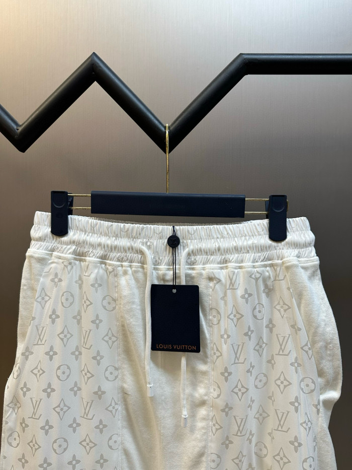 LV Monogram Shorts FZKZ1743