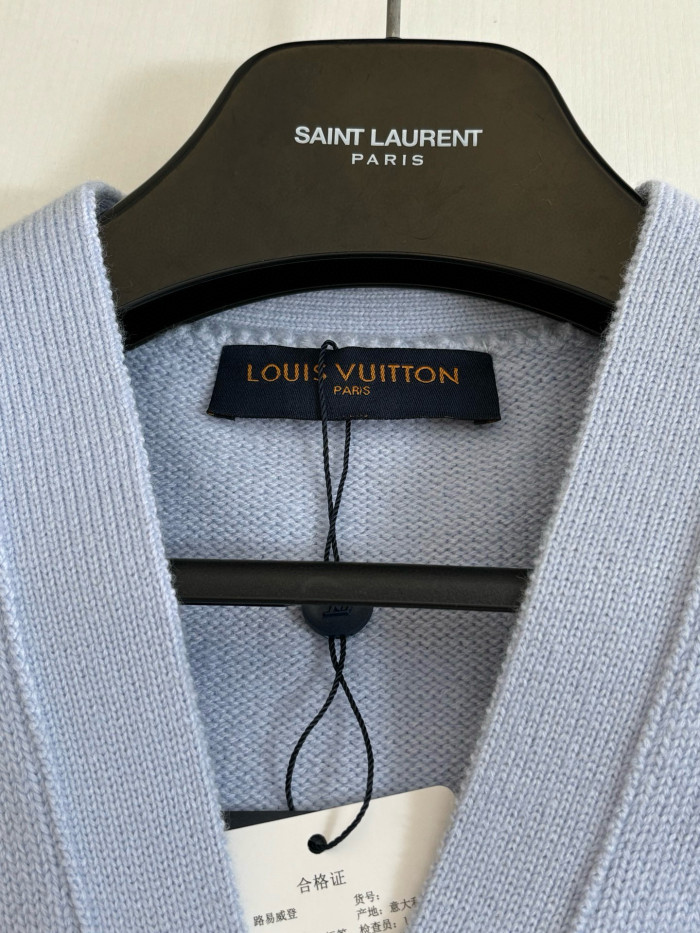 LV Cardigan FZMY815