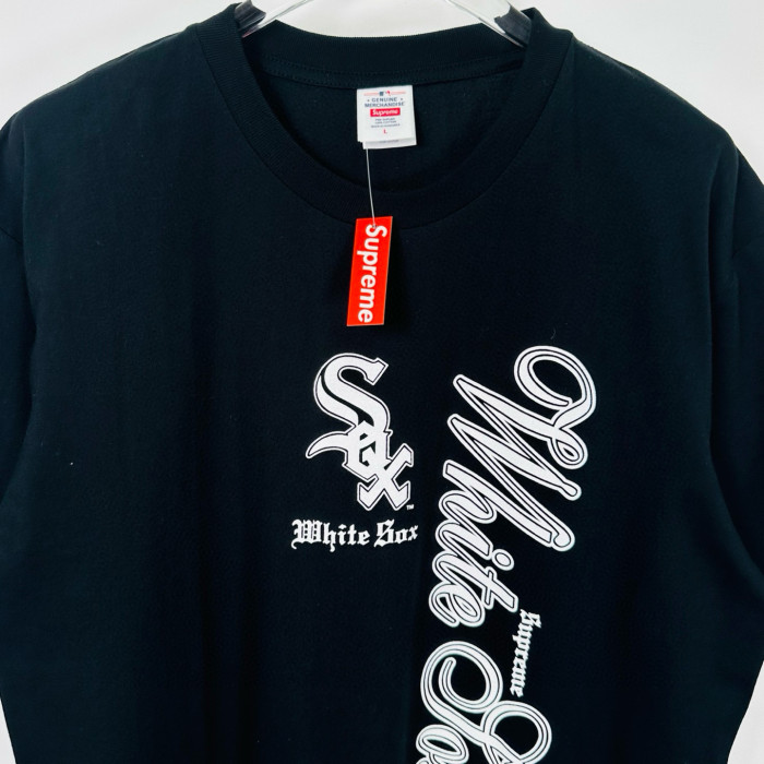 SUPREME MLB CHICAGO WHITE SOX TEE FZTX5644