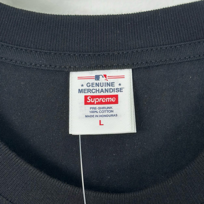 SUPREME MLB CHICAGO WHITE SOX TEE FZTX5644