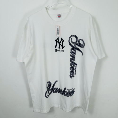 SUPREME MLB NEW YORK YANKEES TEE FZTX5645