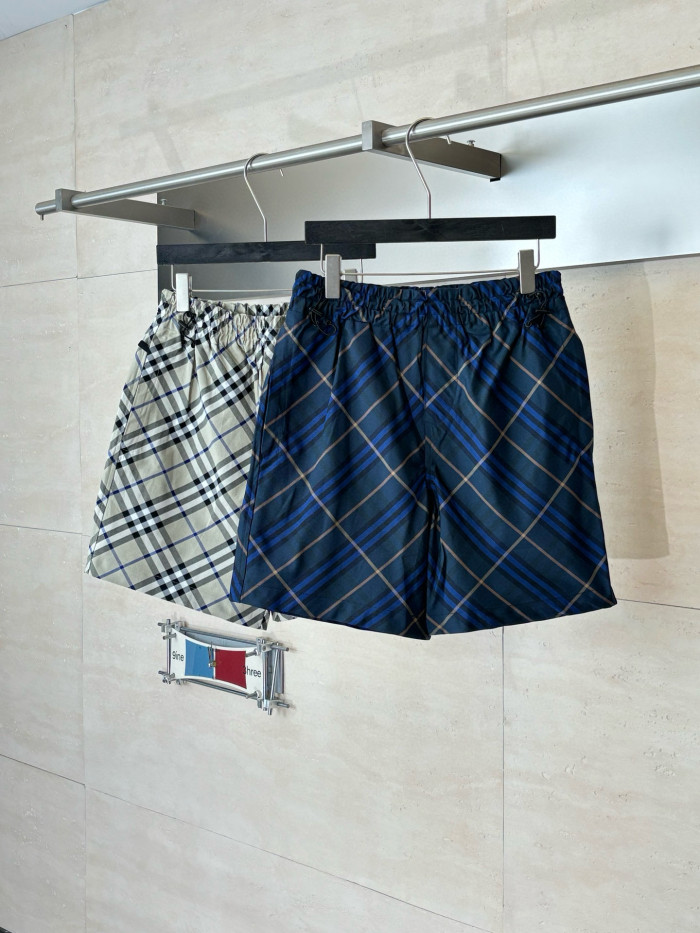 Burberry Check Shorts FZKZ1760