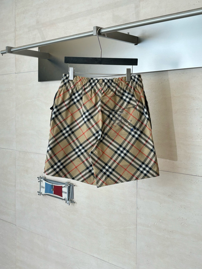 Burberry Check Shorts FZKZ1760