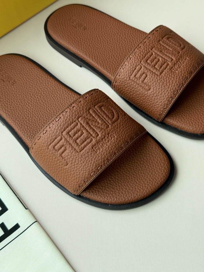 FENDI Roma Slipper FZXZ279
