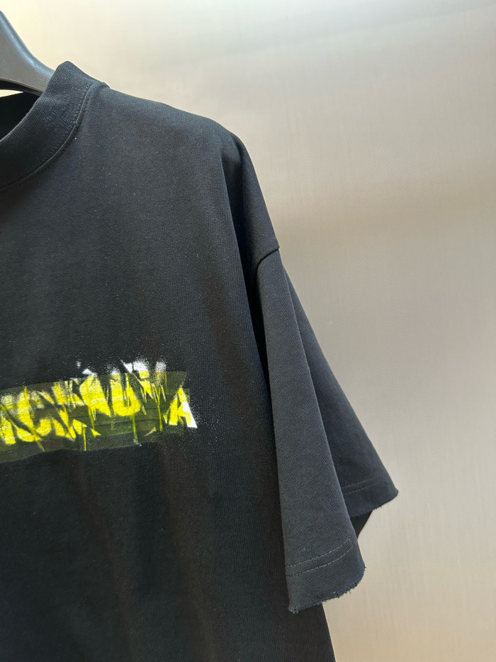 BALENCIAGA MESSY SPRAY Tee FZTX5652