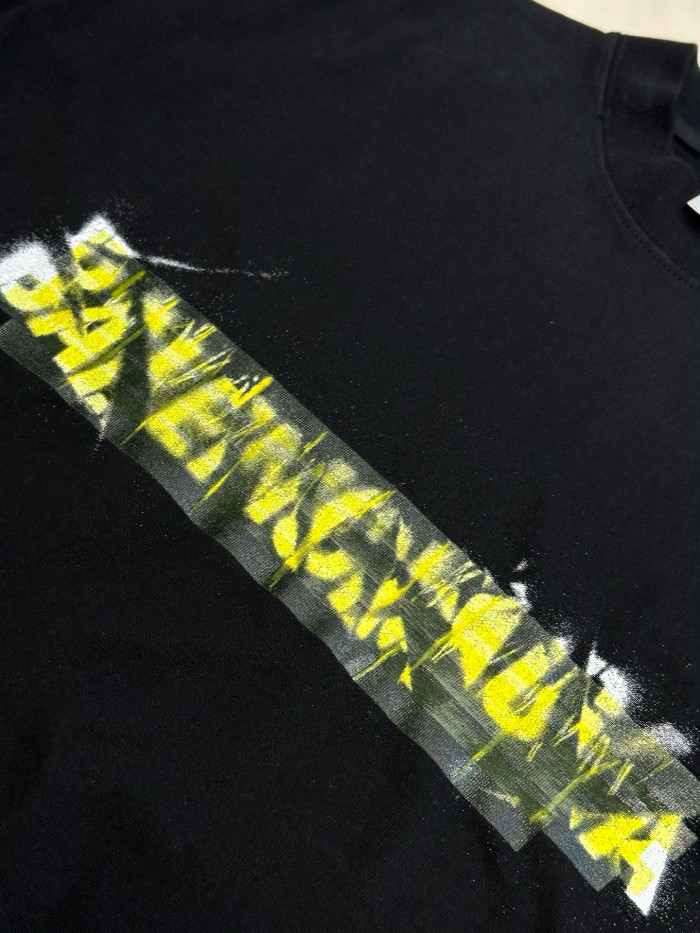 BALENCIAGA MESSY SPRAY Tee FZTX5652