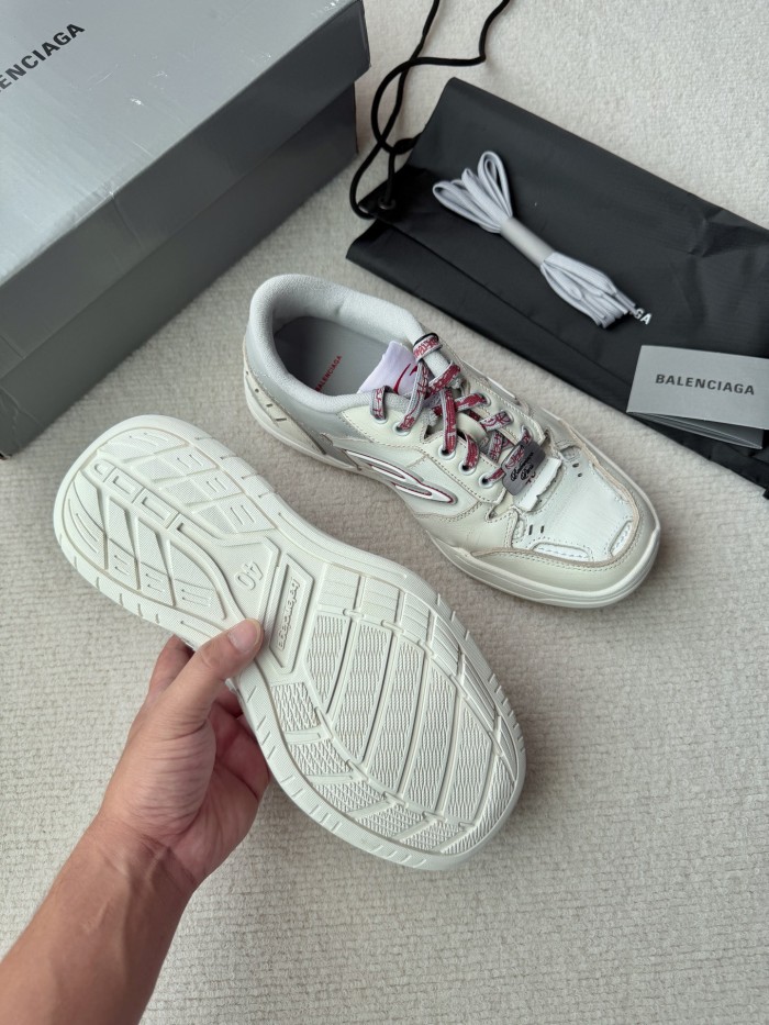 Balenciaga HAMPTONS WORN-OUT Sneaker shoes FZXZ284