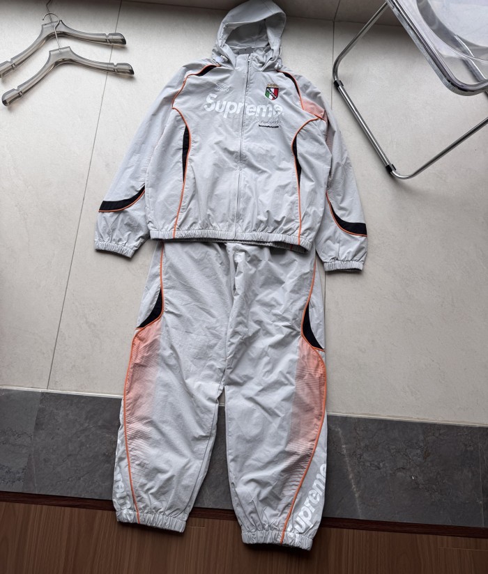 SUPREME X UMBRO WEEK12 TRACK PANTS FZKZ1795