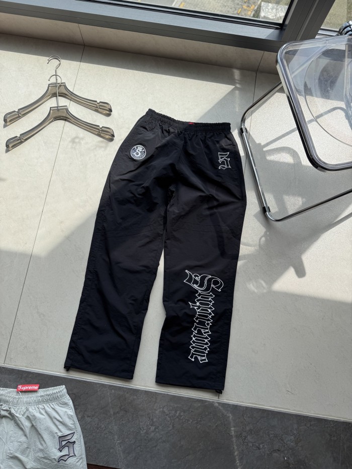 SUPREME SS25 WEEK12 Old English Track Pant FZKZ1555