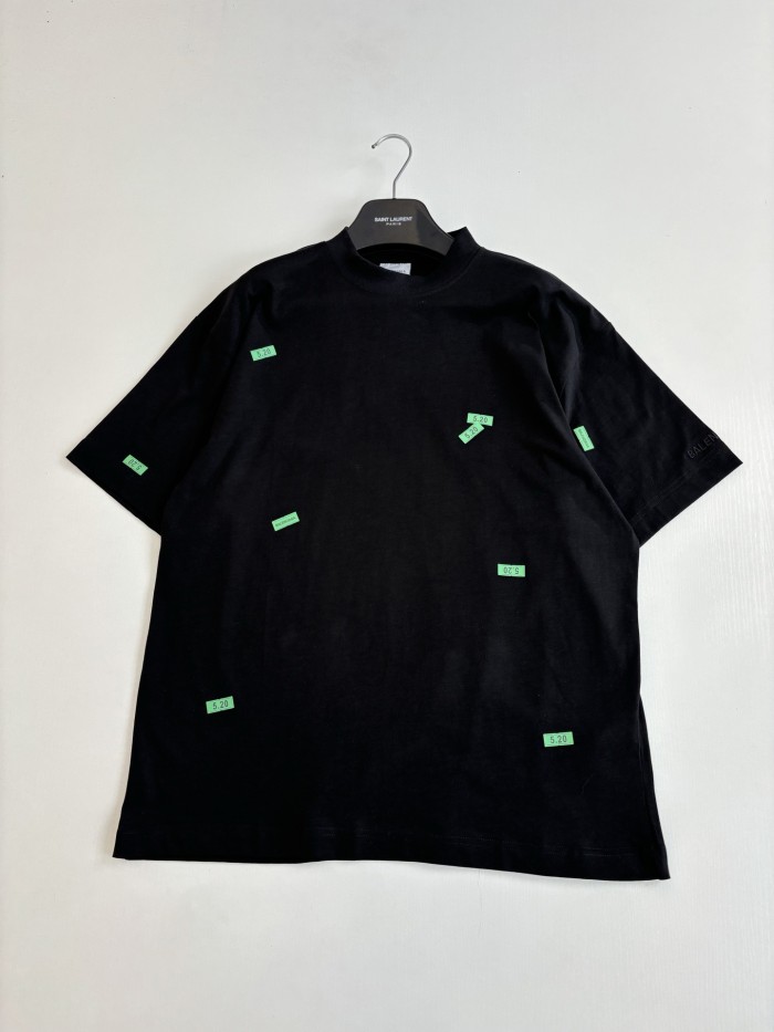 BALENCIAGA 520 STICKERS Tee FZTX5891