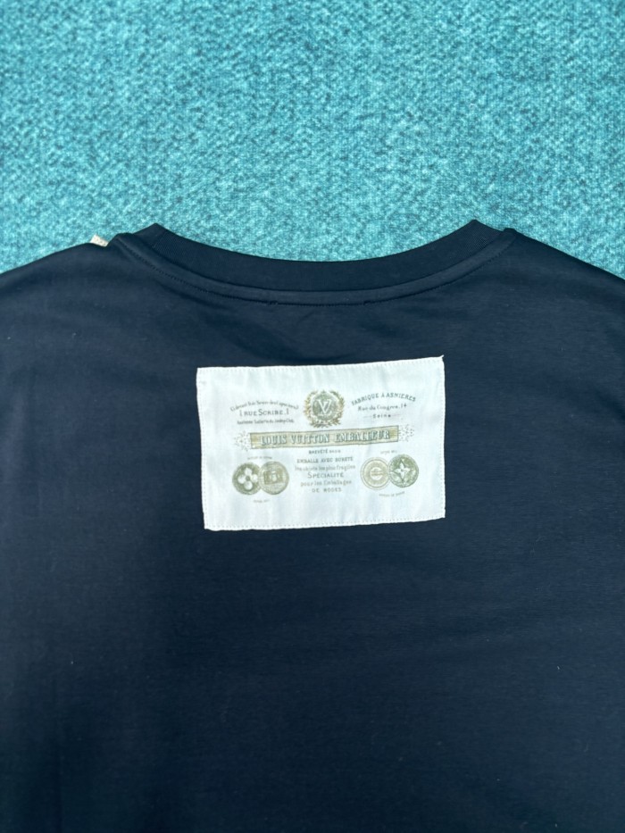 LV trunk scarf front t-shirt tee FZTX5915