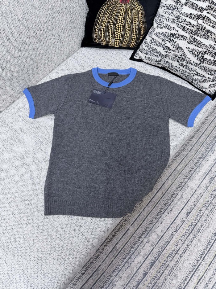 Prada wool Knit Tee FZTX5910