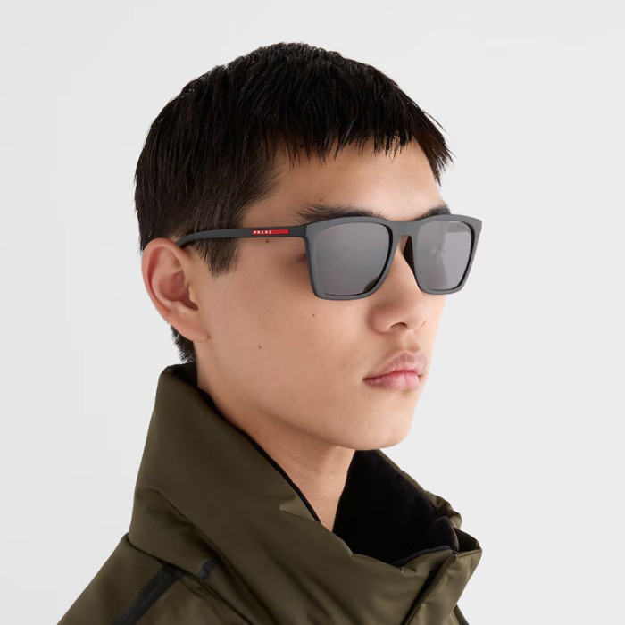 Prada SPS 01T Sunglasses FZMJ404