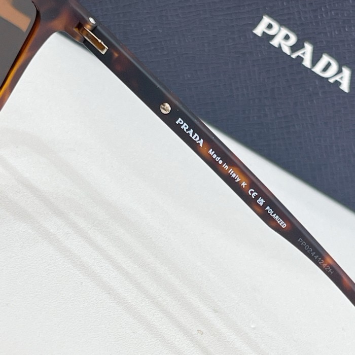 Prada SPS 01T Sunglasses FZMJ404