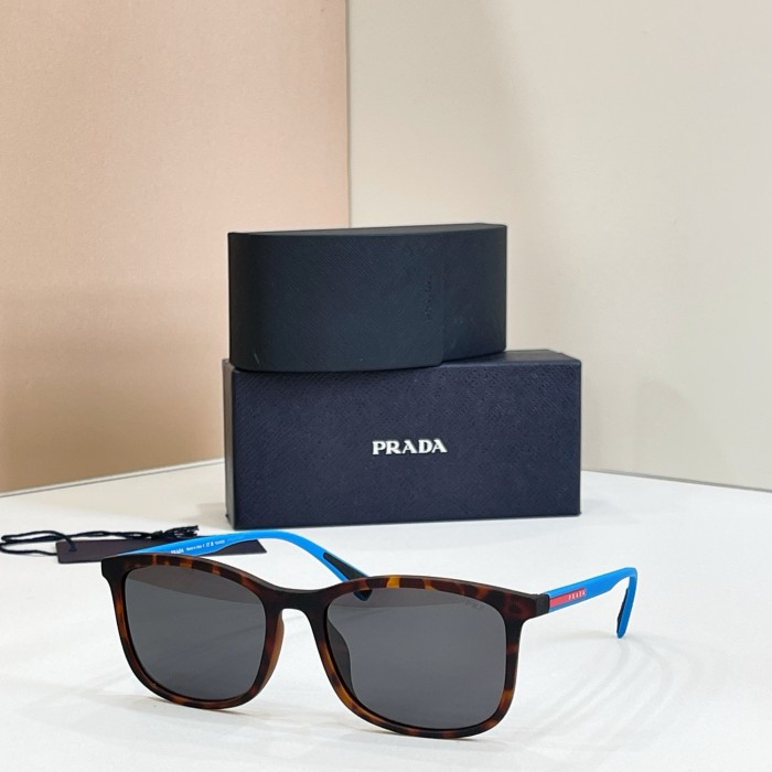 Prada SPS 01T Sunglasses FZMJ404