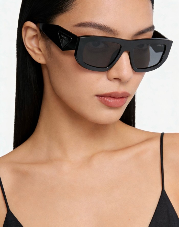 Prada PR D04SU Sunglasses FZMJ401