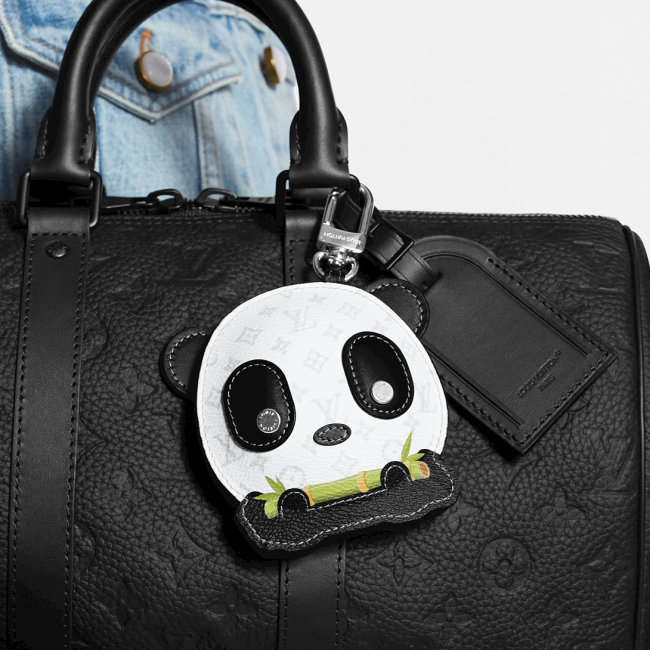 LV PANDA Bag Charm Headphone bag FZPJ133