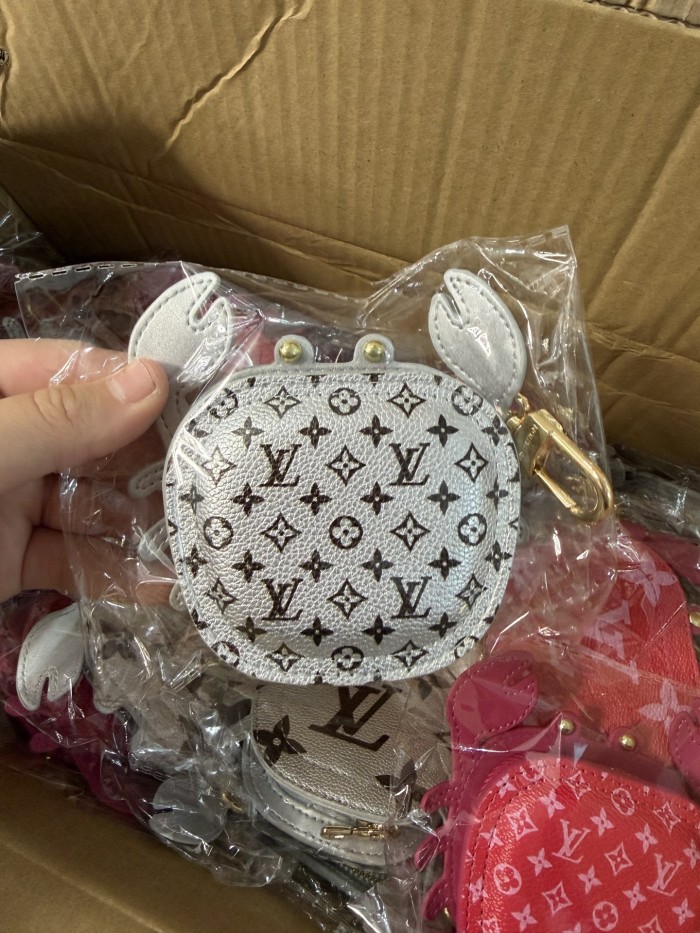 LV CRAB Bag Charm Headphone bag FZPJ137